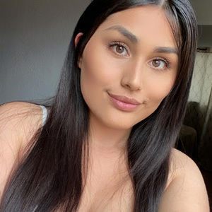 Meet your Posher, Karialee